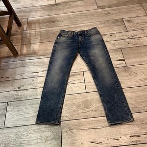 Denizen Levi’s. Perfect condition.